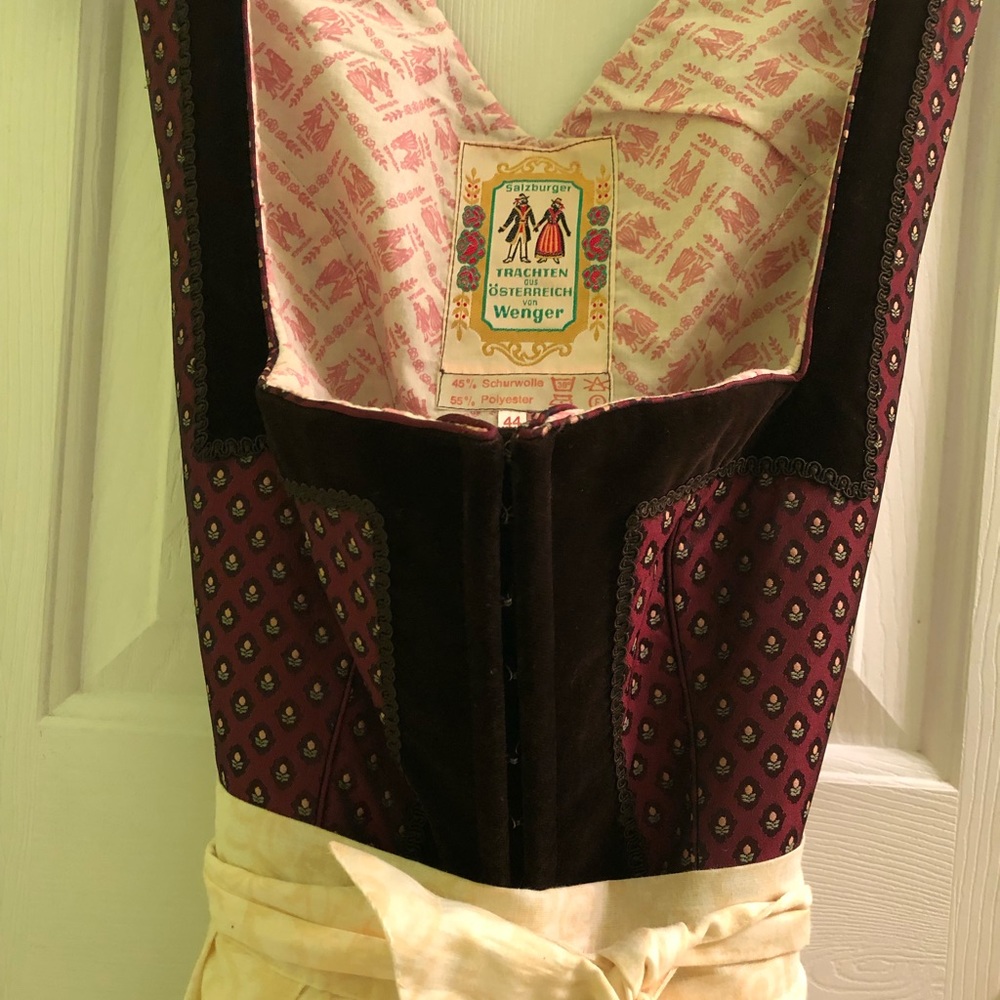 Salzburg Trachten Dirndl brown burgundy size 44